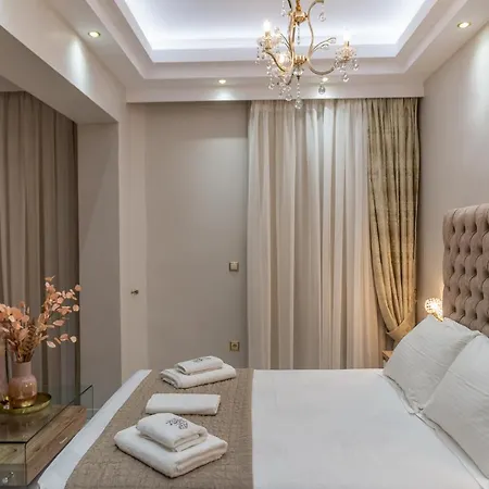Agora Luxury Boutique מלון 3*