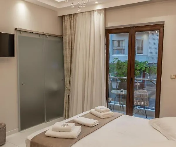 מלון Agora Luxury Boutique 3*