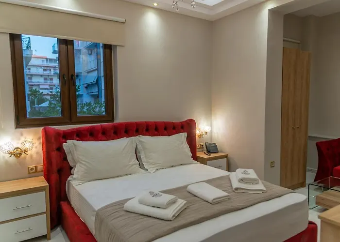 Agora Luxury Boutique 3* לוטראקי